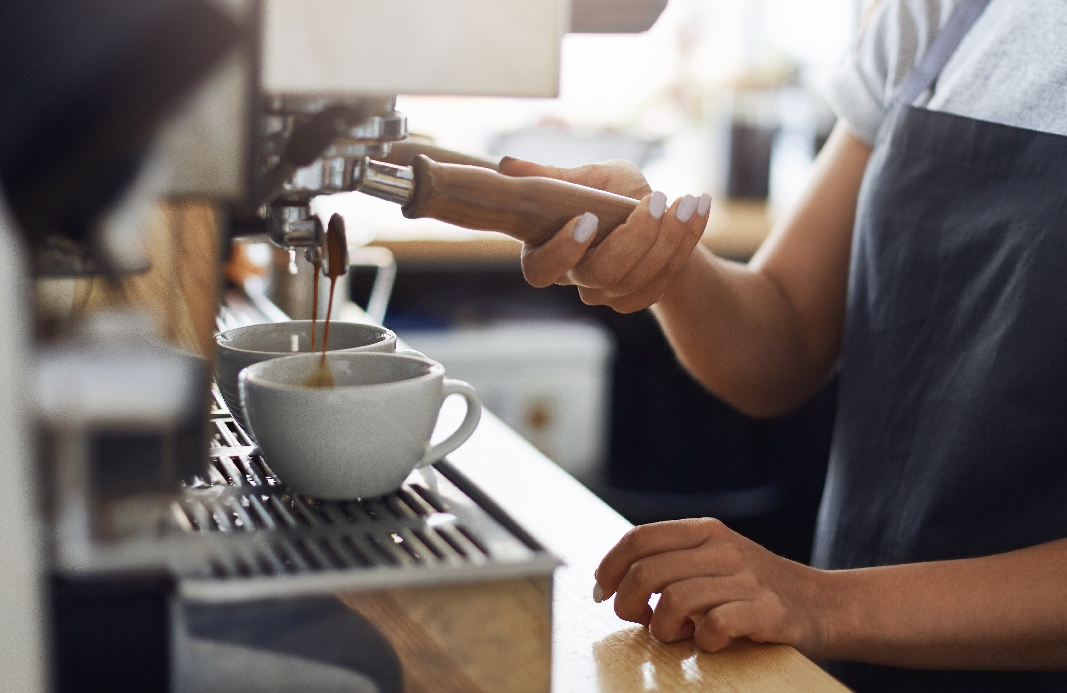 Cafeterias poderão operar também como microtorrefações