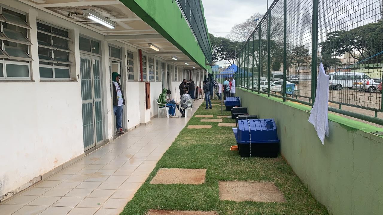Alojamento na Vila Olímpica em Maringá recebe 42 moradores de rua