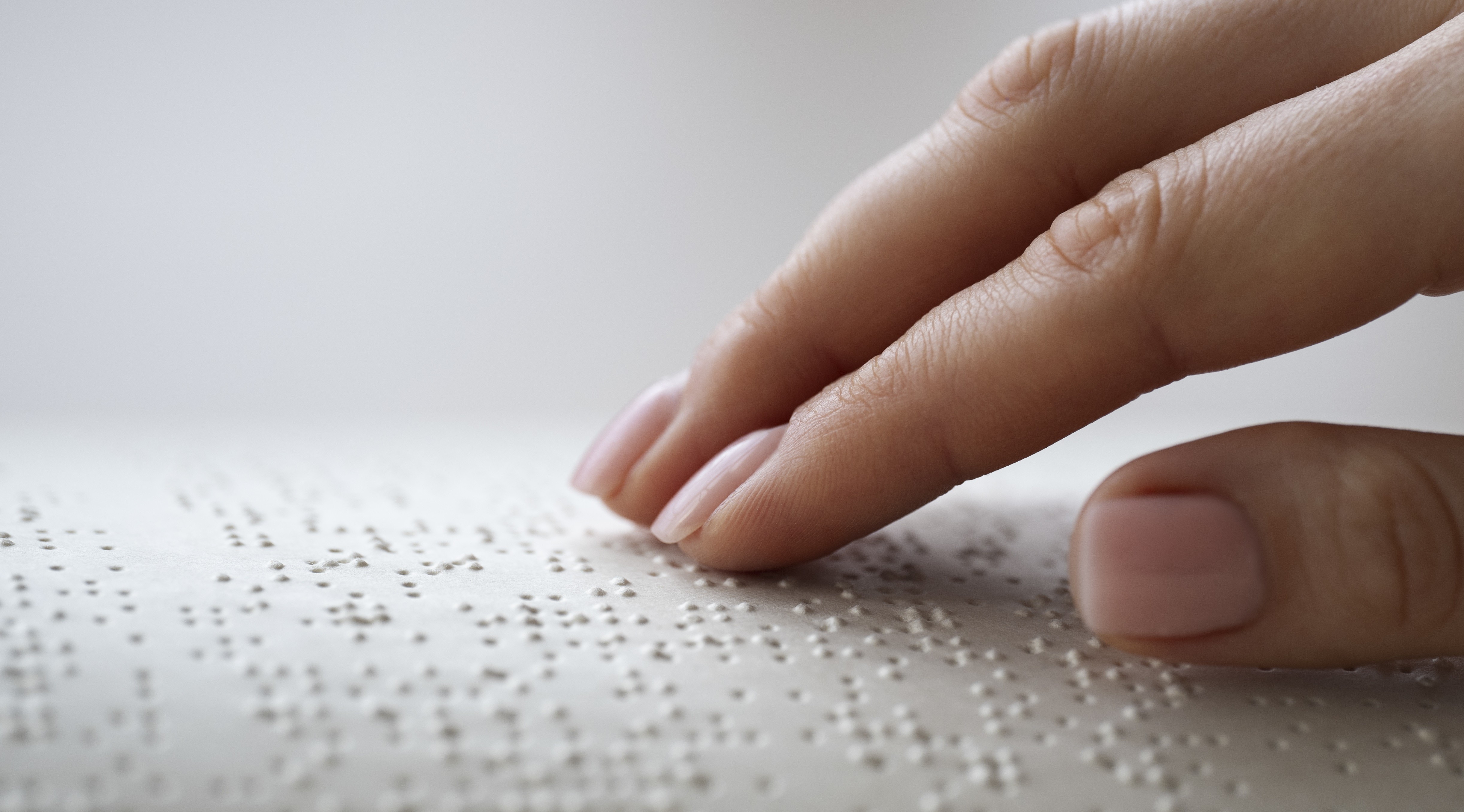 Projeto de lei obriga restaurantes a terem cardápio em braile em Maringá