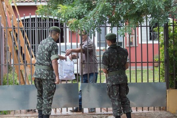 Sábado (28) terá arrastão na Zona 5 para arrecadar agasalhos
