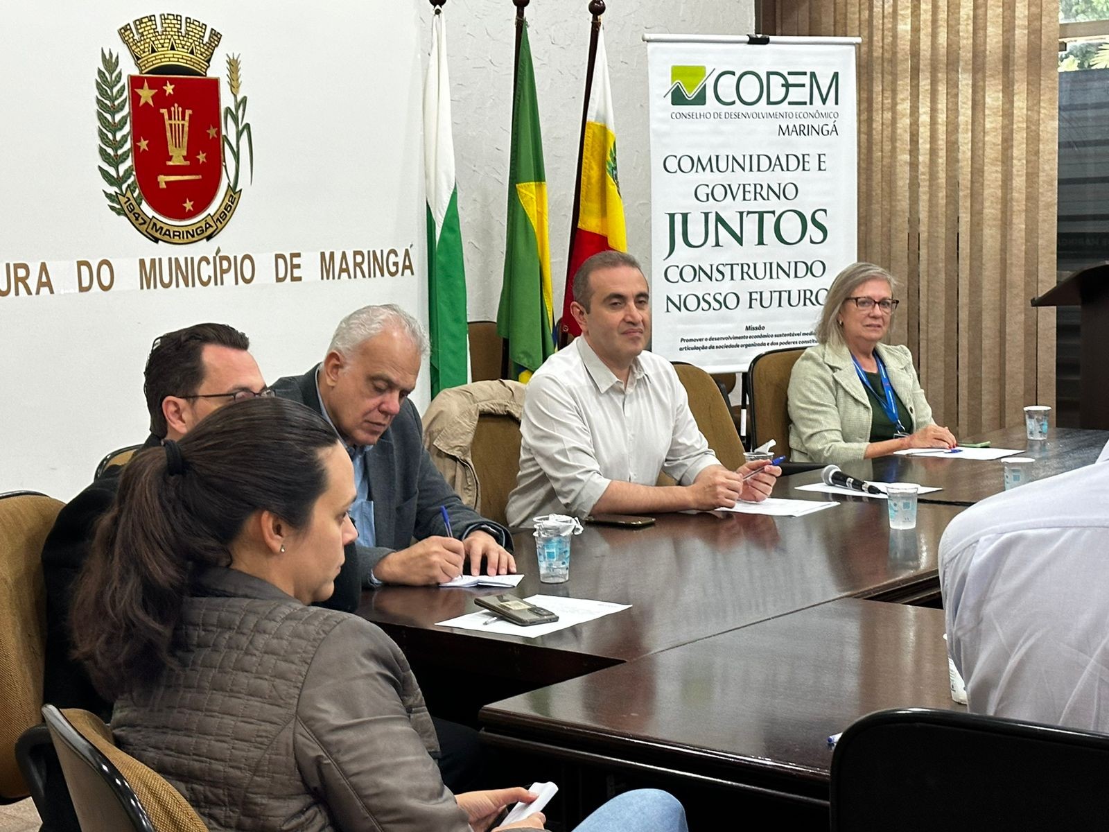 Lideranças pedem internacionalização de voos para passageiros