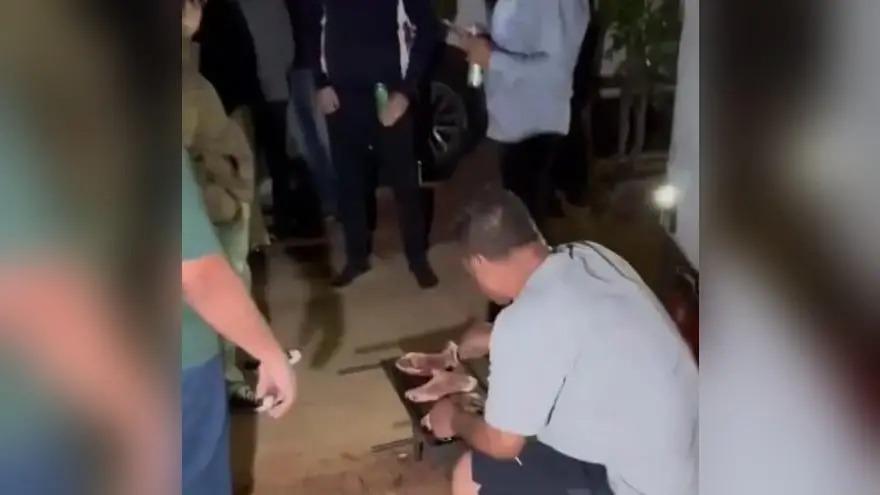 Amigos realizam último pedido e fazem churrasco durante velório em Sarandi; veja