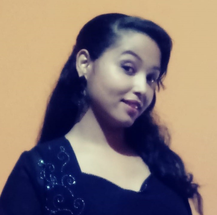 Desesperada, família pede ajuda para encontrar jovem desaparecida