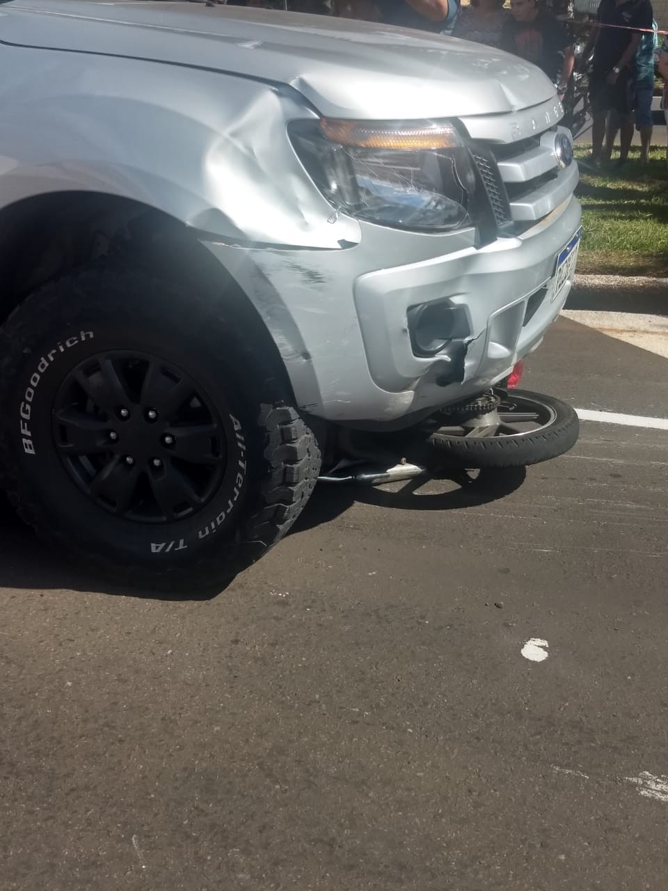 Jovem morre em acidente na Avenida São Judas Tadeu