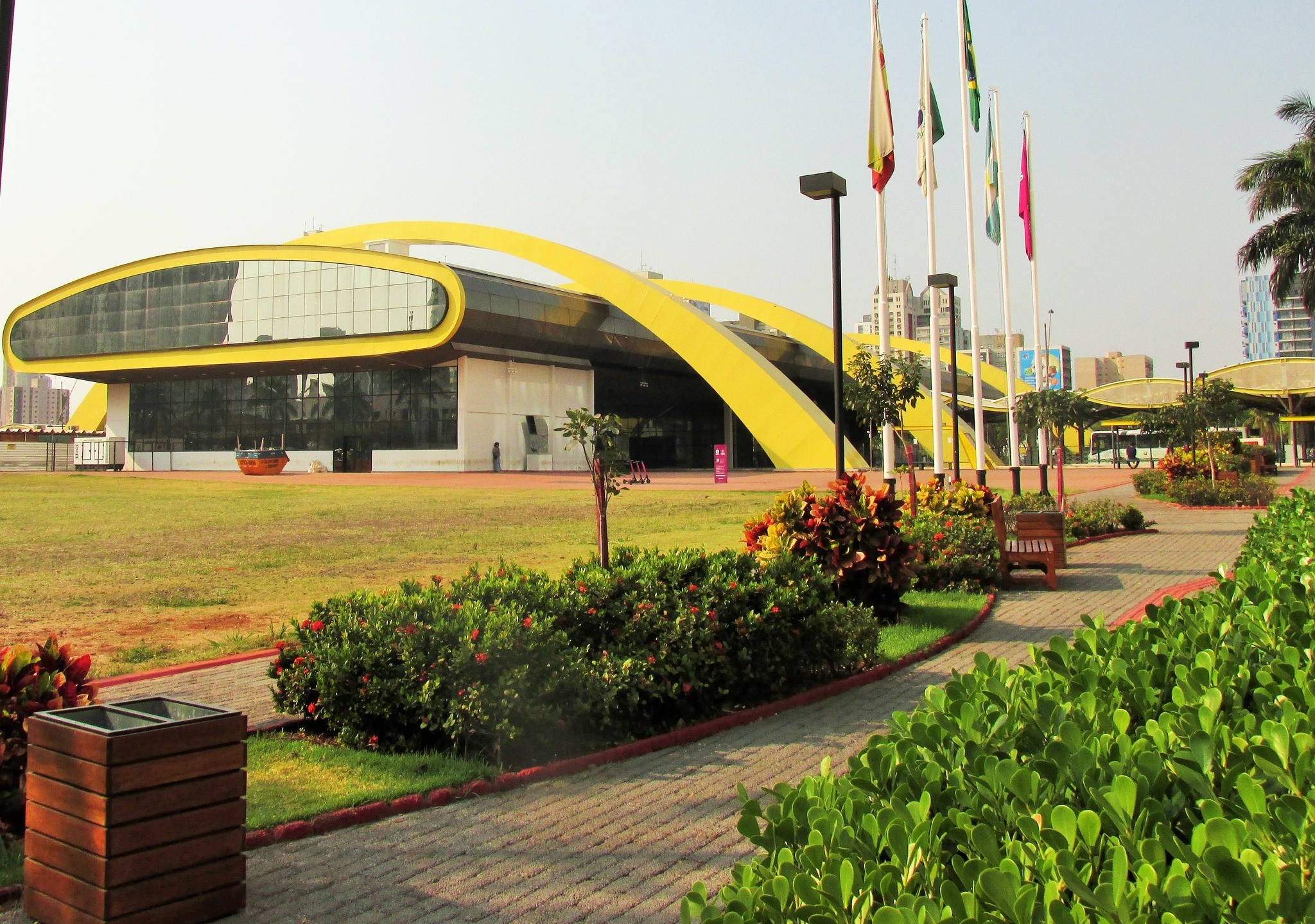 Sexta-feira (13) tem máxima prevista de 37º C em Maringá; fim de semana terá ‘virada’ no tempo