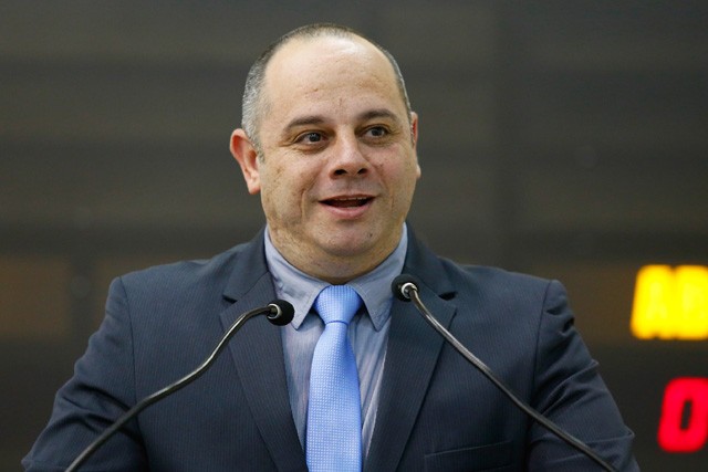 Primeira reunião decide quais documentos serão pedidos