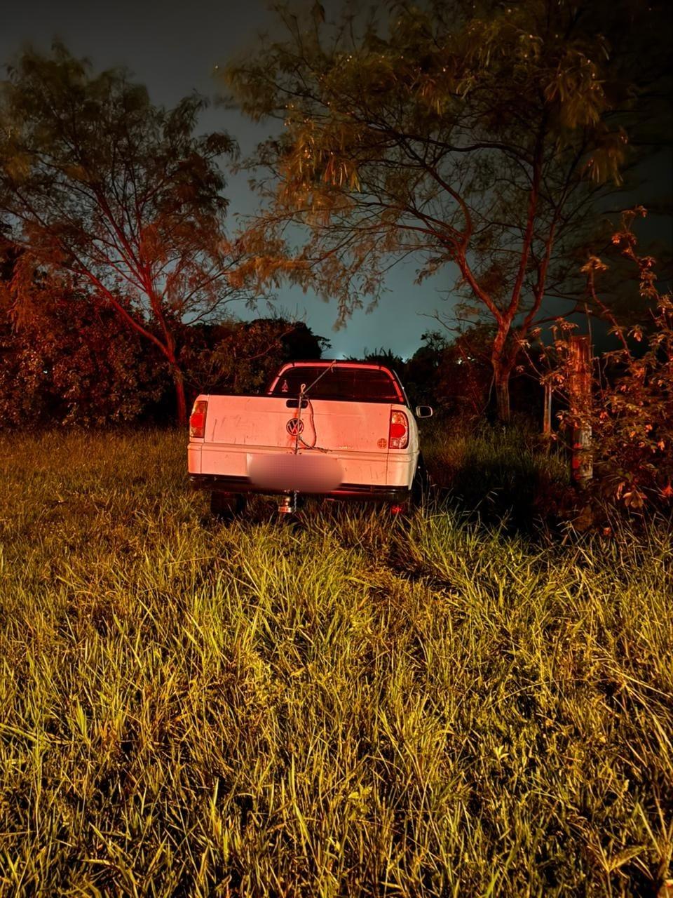 Homem é morto após discussão e suspeitos fogem em carro da vítima