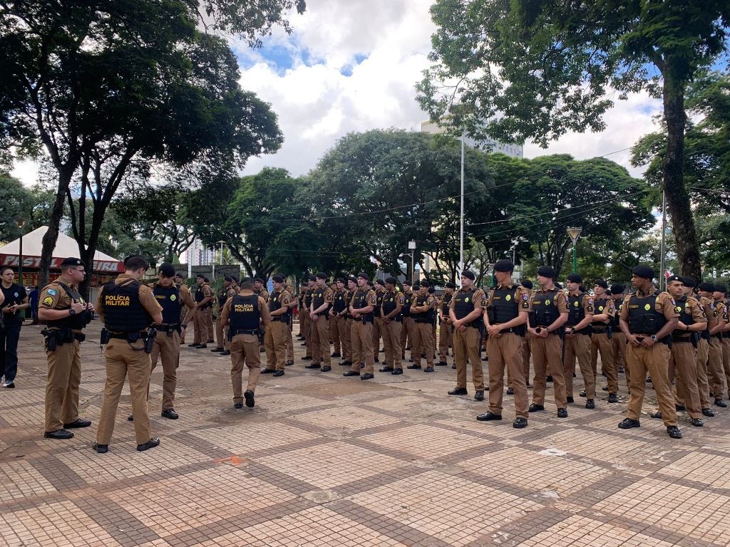 Alunos da EsFAEP reforçam policiamento em Maringá e região