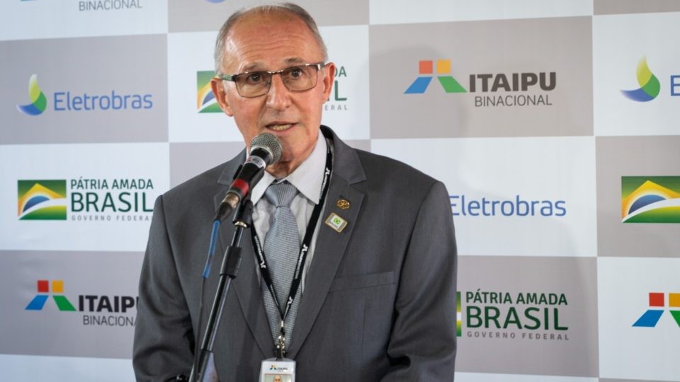 Diretor-geral brasileiro da Itaipu pede exoneração do cargo