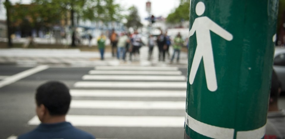 ONG desenvolve kit educativo para ensinar mobilidade urbana a crianças