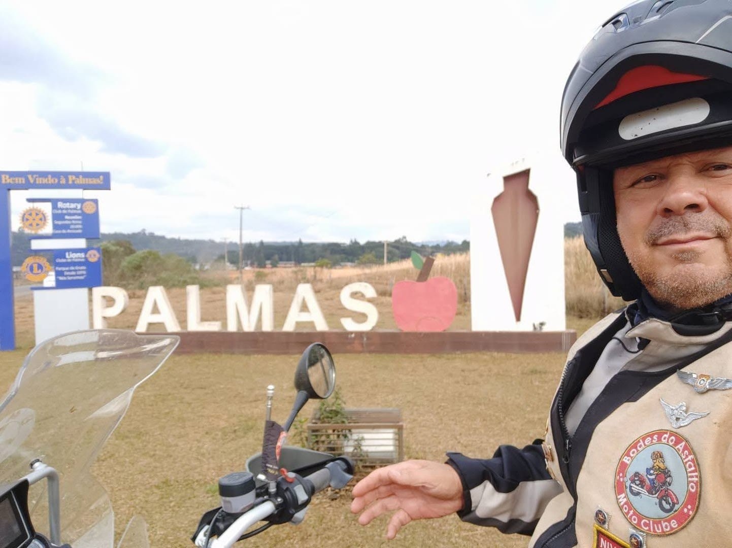 Maringaense percorre o Paraná de motocicleta: “sensação de liberdade”