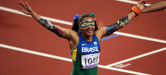 Terezinha Guilhermina retoma treinos em Maringá