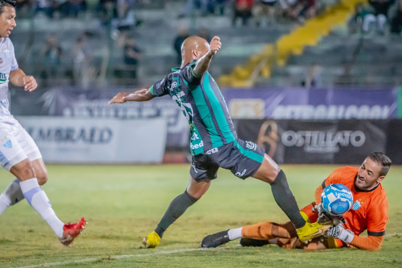 Maringá FC sofre primeira derrota na série D