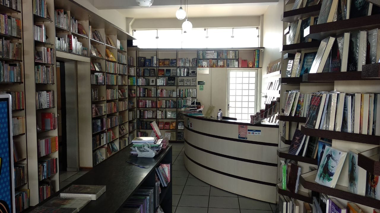 Livraria faz entrega para que as pessoas não parem de ler