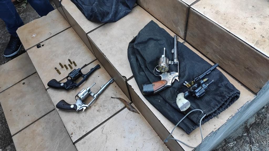 Policiais são suspeitos de cobrar propina para evitar prisão de traficantes