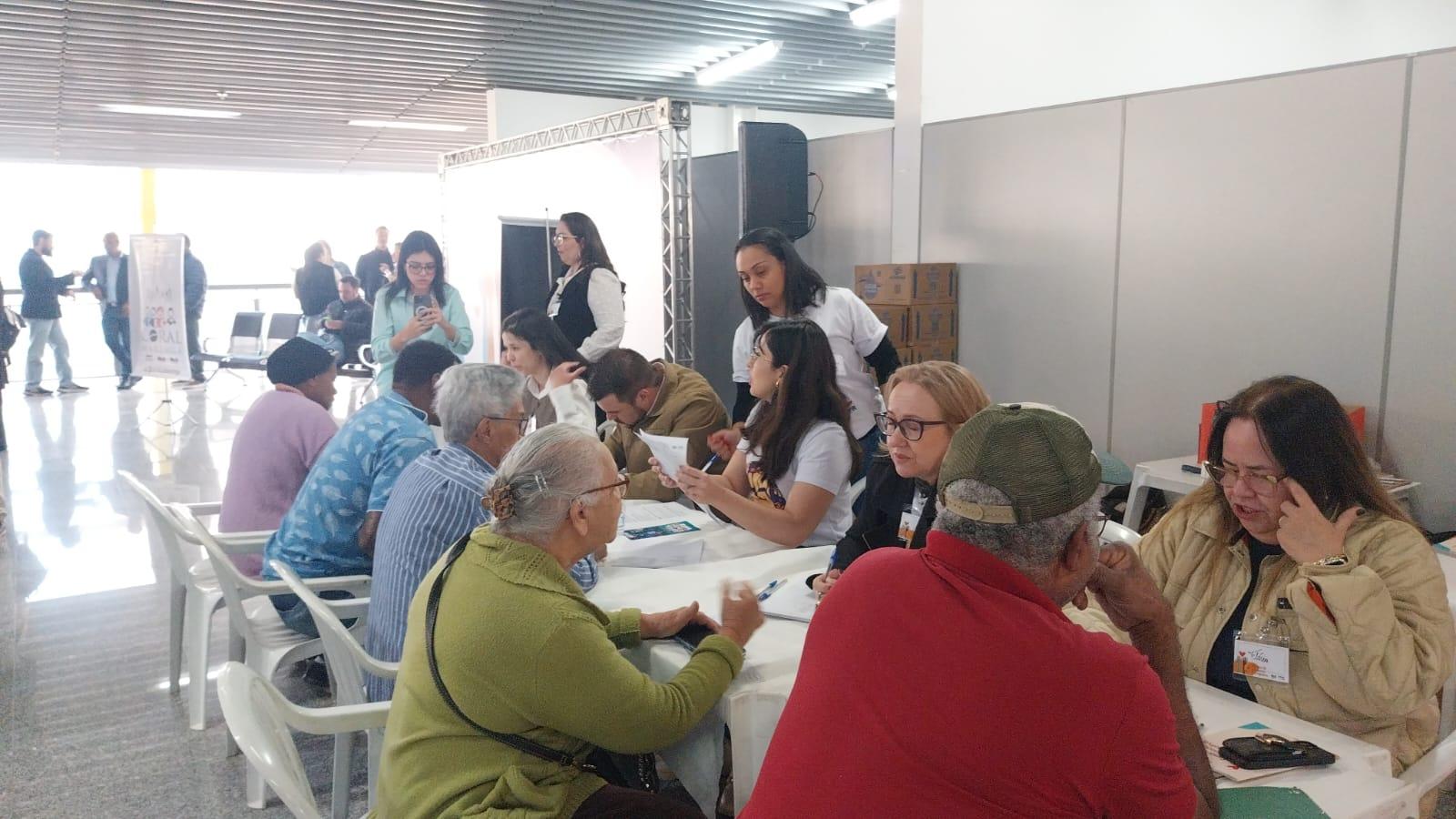 Advocacia Participativa atende população no Terminal Urbano