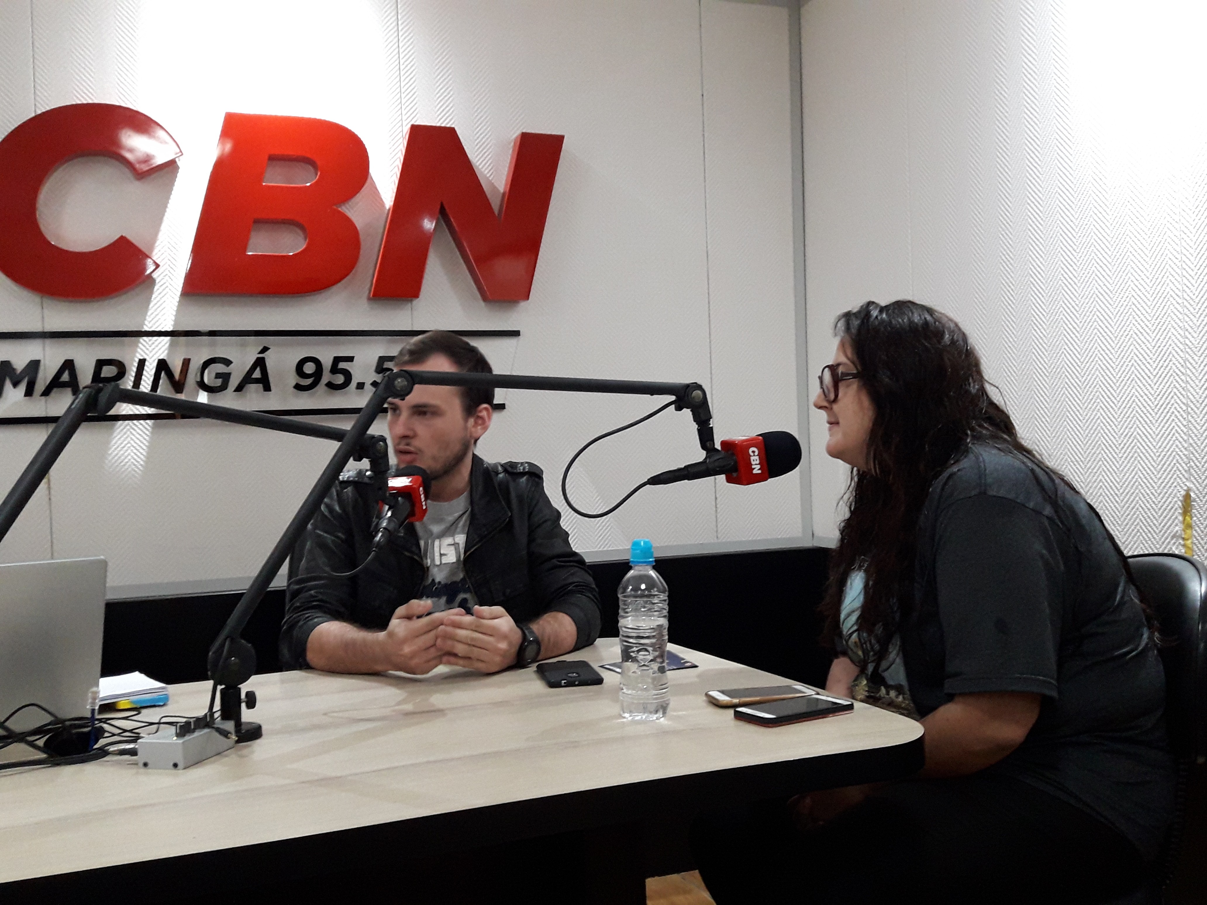 ONG começou a atuar com jovens universitários