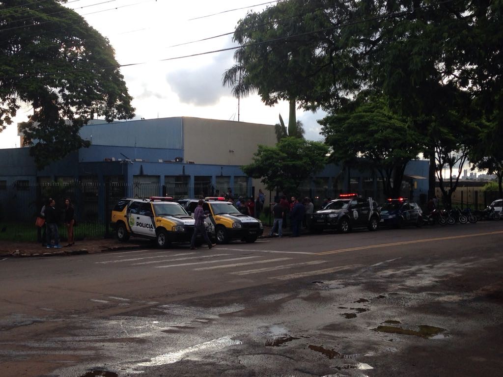 Falta de resposta a requerimentos motiva CP contra prefeito