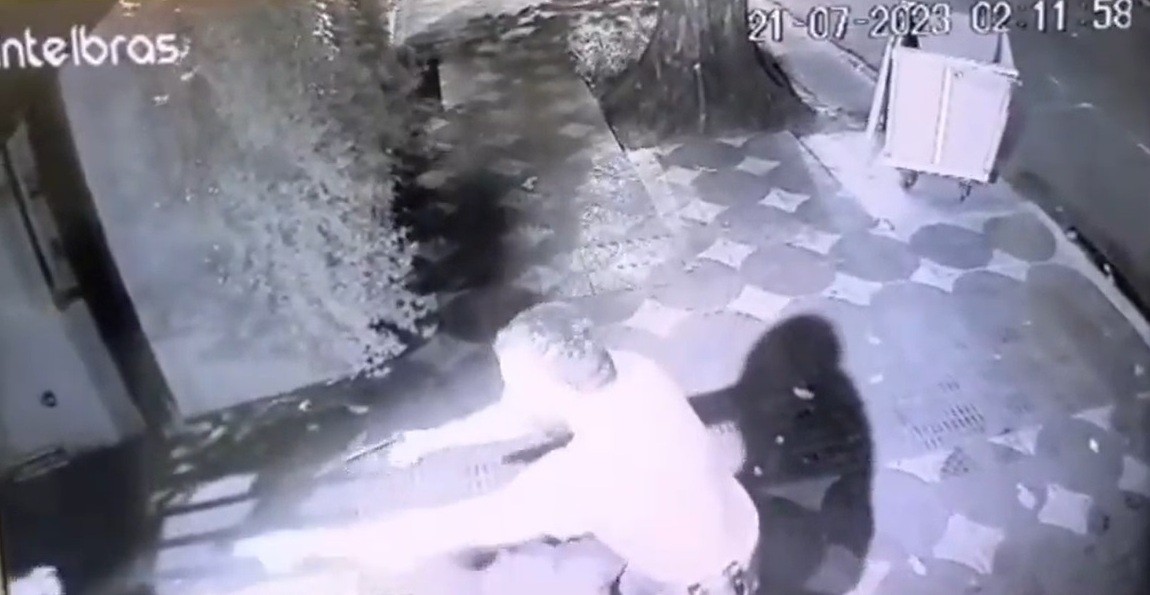 Ladrões invadem condomínio e são presos por morador que é da PF