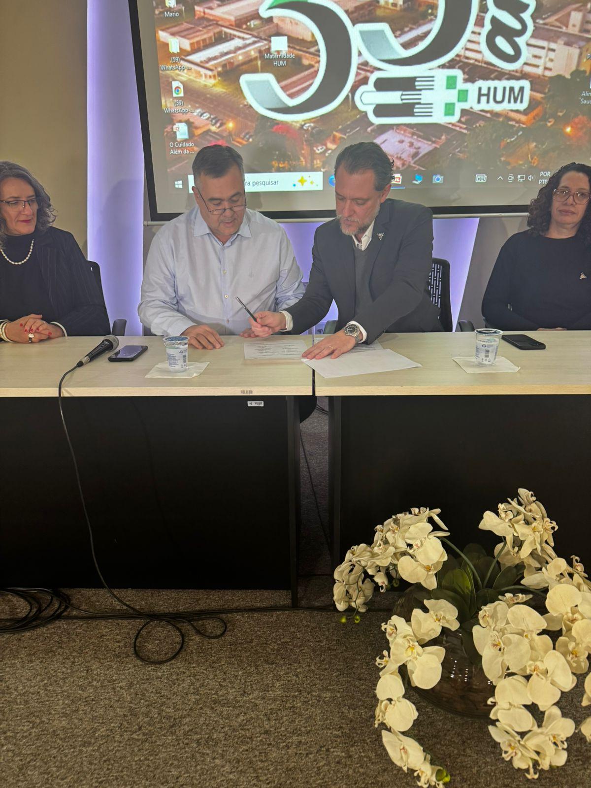 UEM inaugura Central de Resíduos e Sala de Ressonância