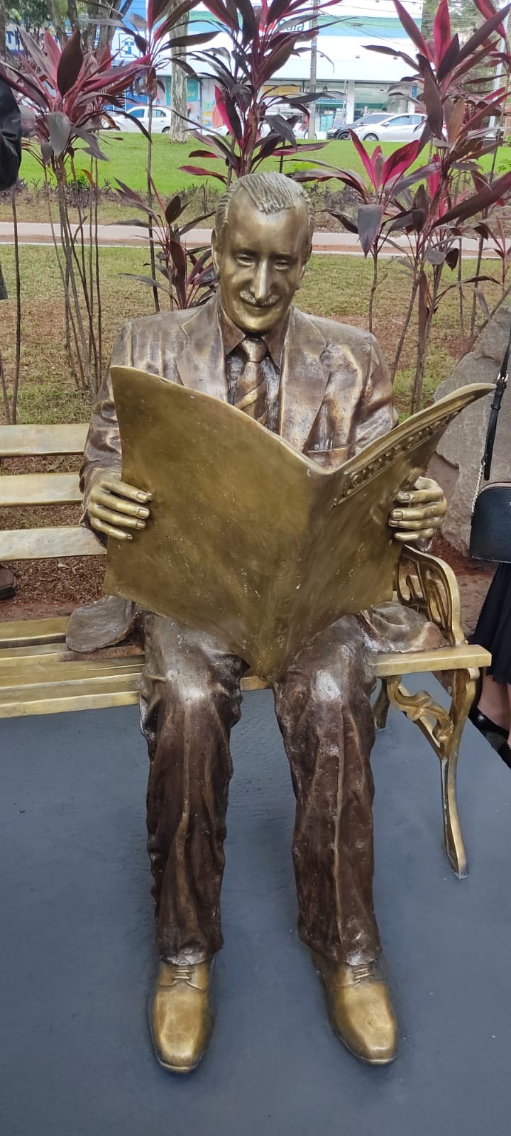 Pioneiro Antenor Sanches é homenageado em Maringá