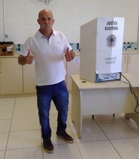 Quem vencer deve governar para o Brasil, diz sargento Fahur