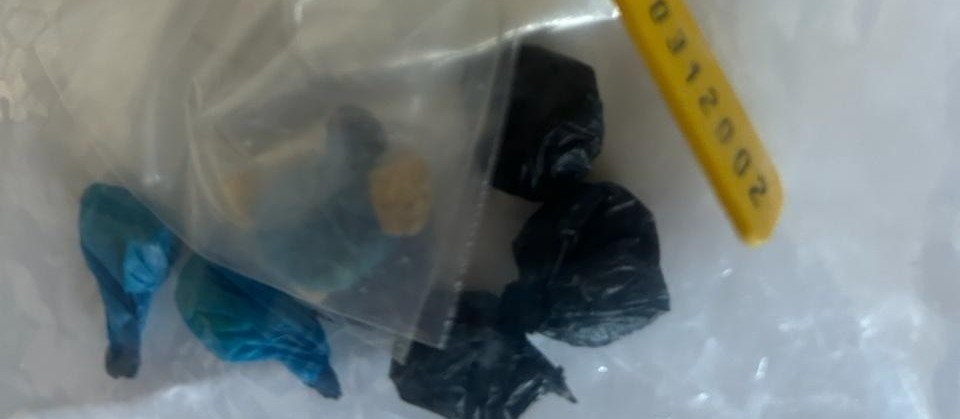 Polícia ouve testemunhas em caso de crack encontrado em bolsa de criança