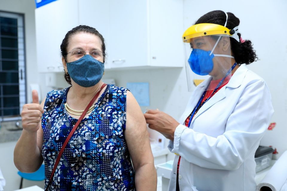 Vacina da gripe é liberada para a população geral em Maringá
