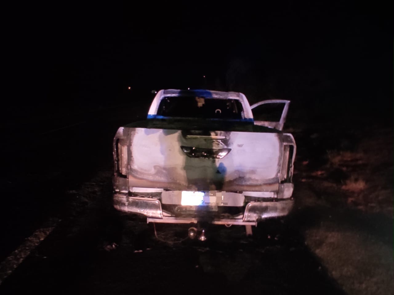 Caminhonete furtada em Maringá é encontrada queimada na BR-376