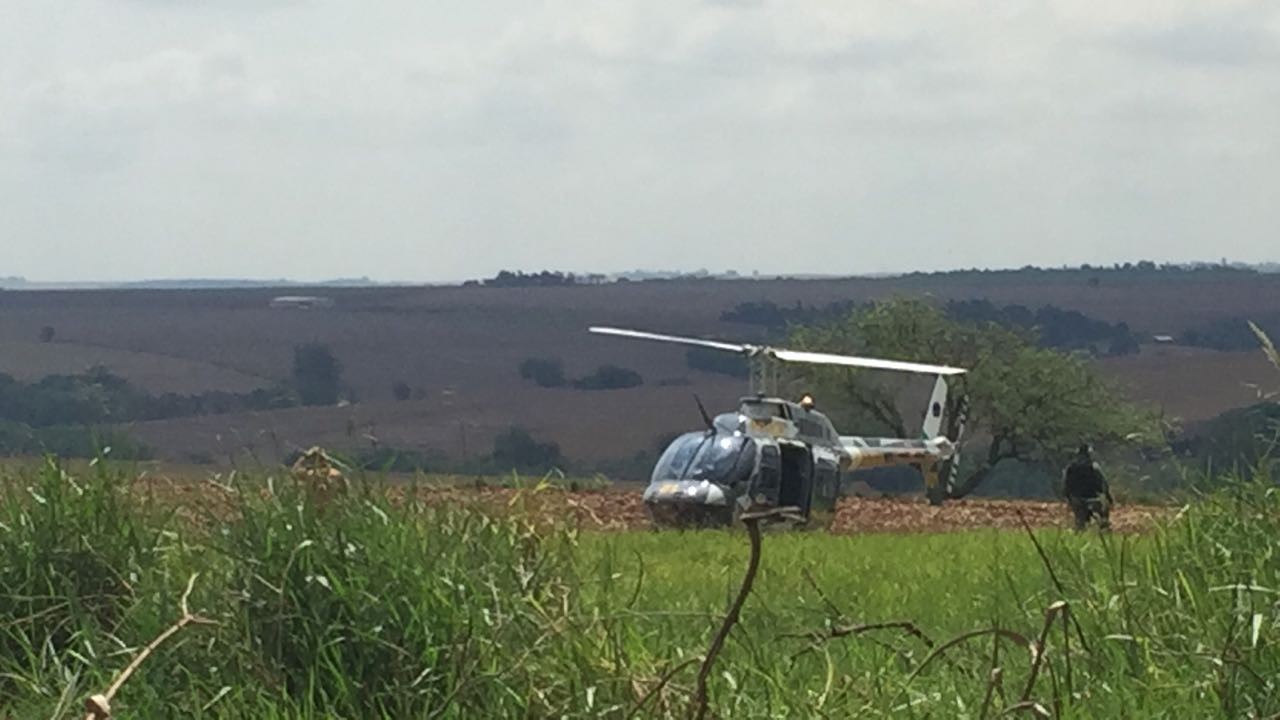 Policiais chegam na PEM para ajudar a controlar rebelião