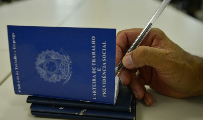 Maringá tem 944 vagas de emprego abertas na Agência do Trabalhador; veja a lista