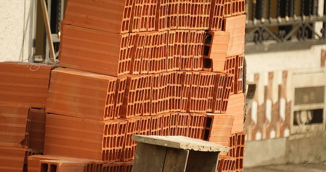 Justiça autoriza abertura de lojas de material de construção em Maringá