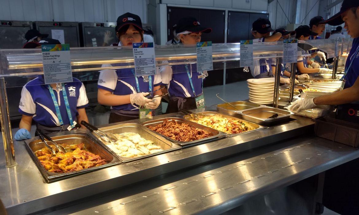 Associação comemora reabertura de bares e restaurantes em Maringá