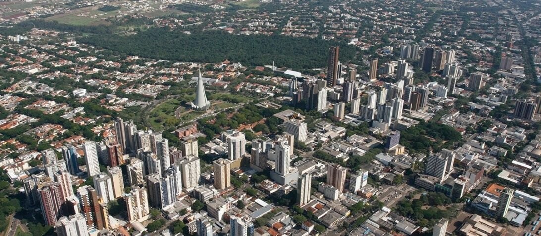 Veja o que abre e o que fecha neste fim de semana em Maringá