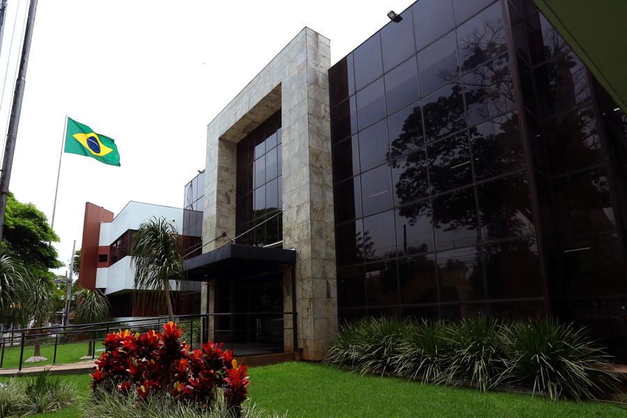 Liminar suspende sessão para apreciação do veto do reajuste de subsídios