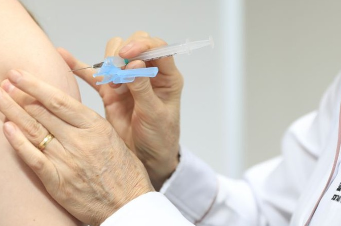 Multa chega a R$ 150 mil para quem descumprir a exigência do passaporte da vacina