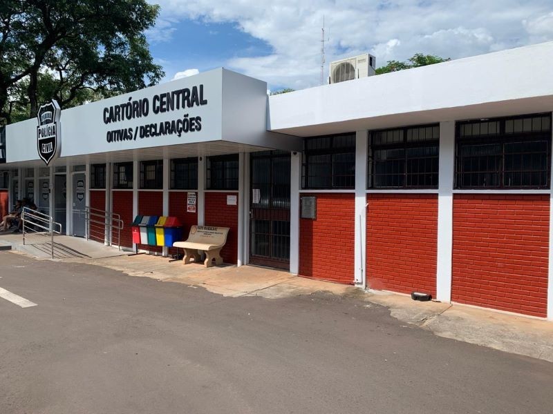 Por falta de energia, depoimento da mãe de Maria Glória é interrompido