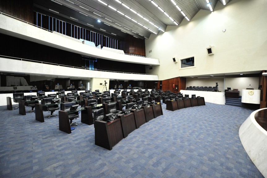 Deputados estaduais e federais eleitos pelo Paraná