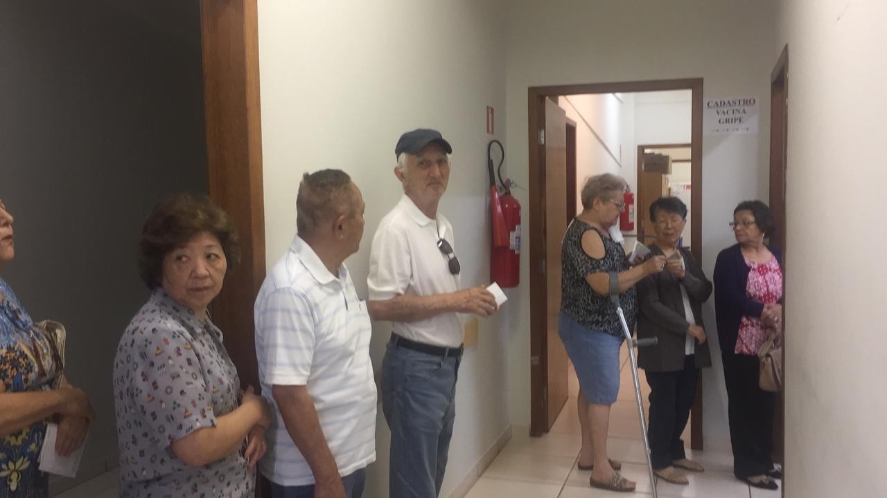 Maringá precisa vacinar 125 mil pessoas e recebeu 35% das doses