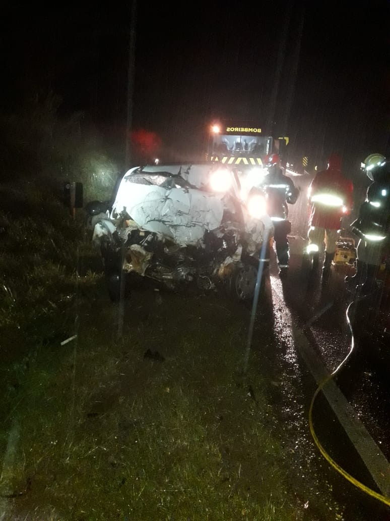 Duas pessoas morrem em acidente na PR-218, em Paranavaí