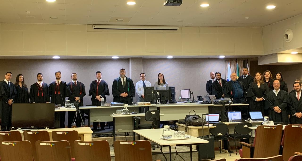 Atrasos marcam primeiro dia de julgamento dos réus no crime contra auditor fiscal
