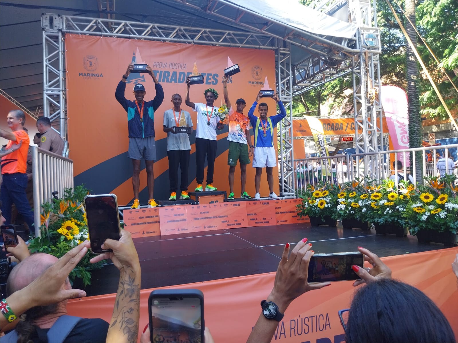 Queniano vence pelo segundo ano consecutivo a Prova Rústica Tiradentes