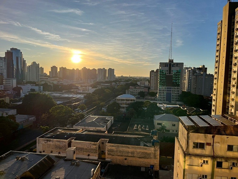 Sexta-feira (26) será de tempo seco e temperaturas mais elevadas em Maringá