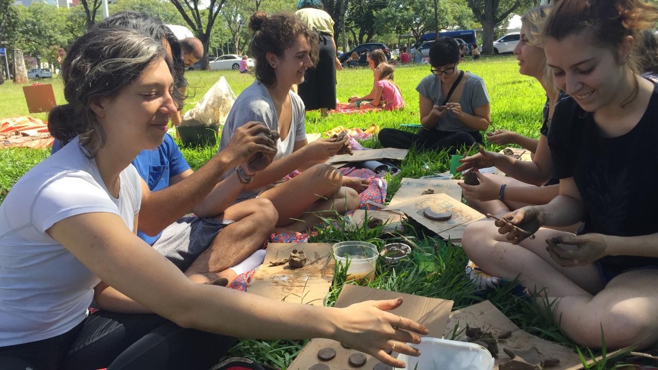 Família da bailarina Magó recolhe assinaturas para pedir Justiça