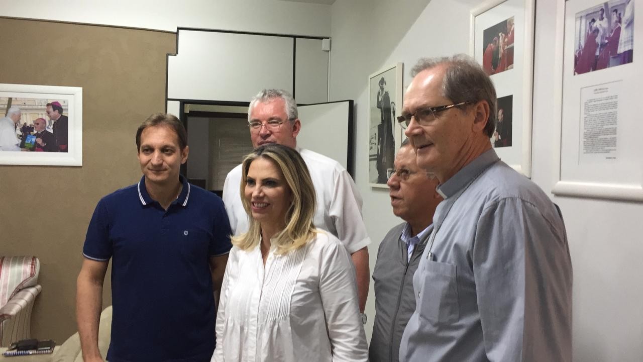 Arcebispos pedem à Cida Borghetti dê atenção à reforma agrária e à duplicação da PR-323