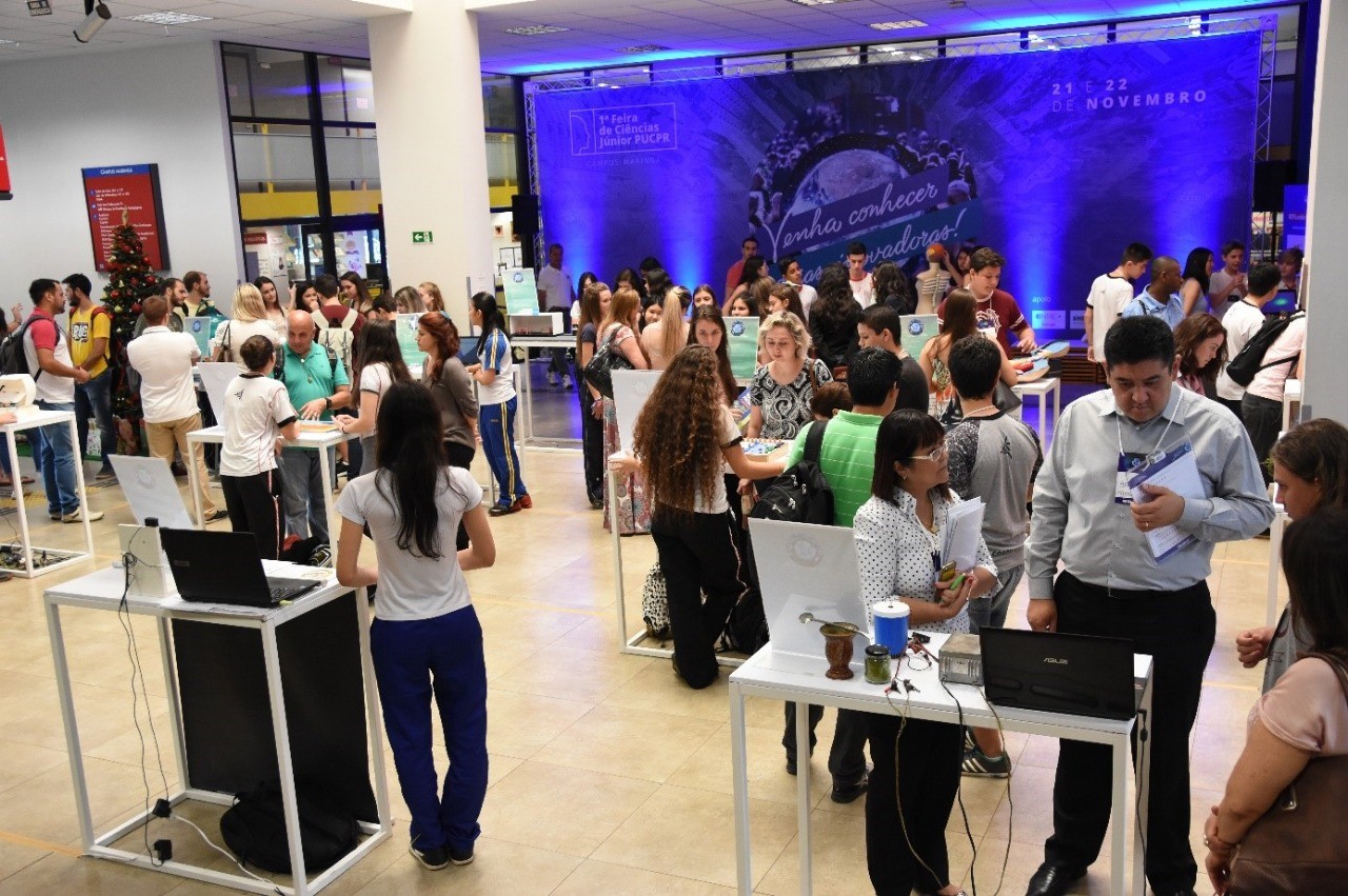 Feira de Ciências Júnior ocorre em Maringá