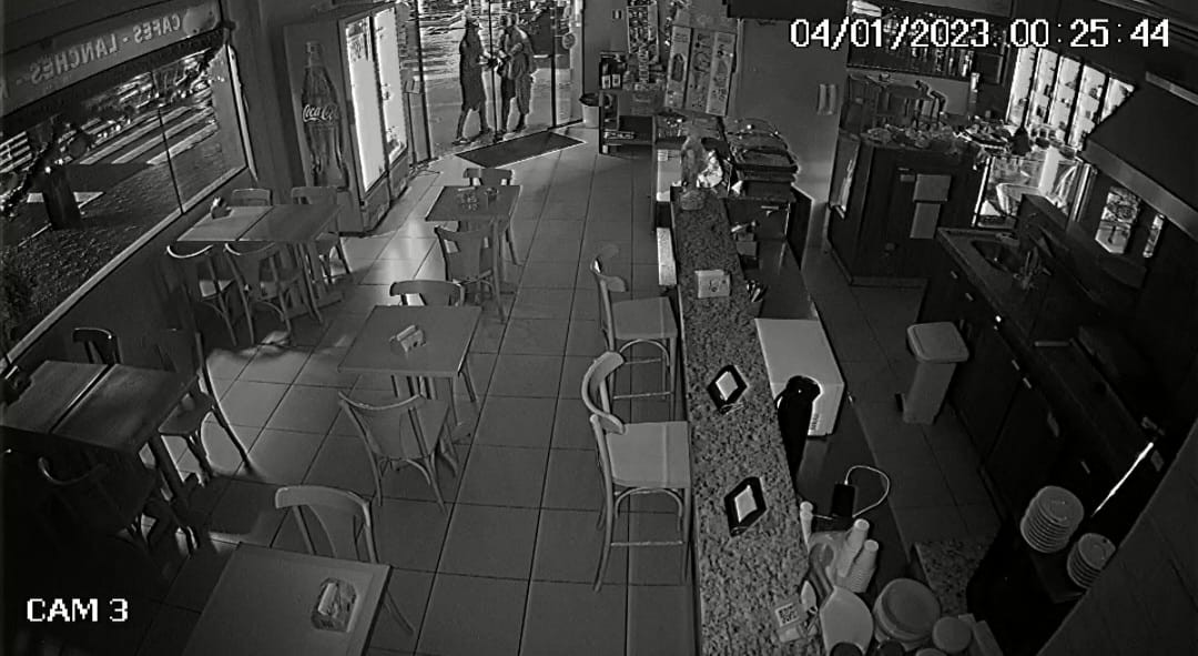 Padaria já foi assaltada 9 vezes nos últimos meses e nem as câmeras de segurança inibem os criminosos; vídeo