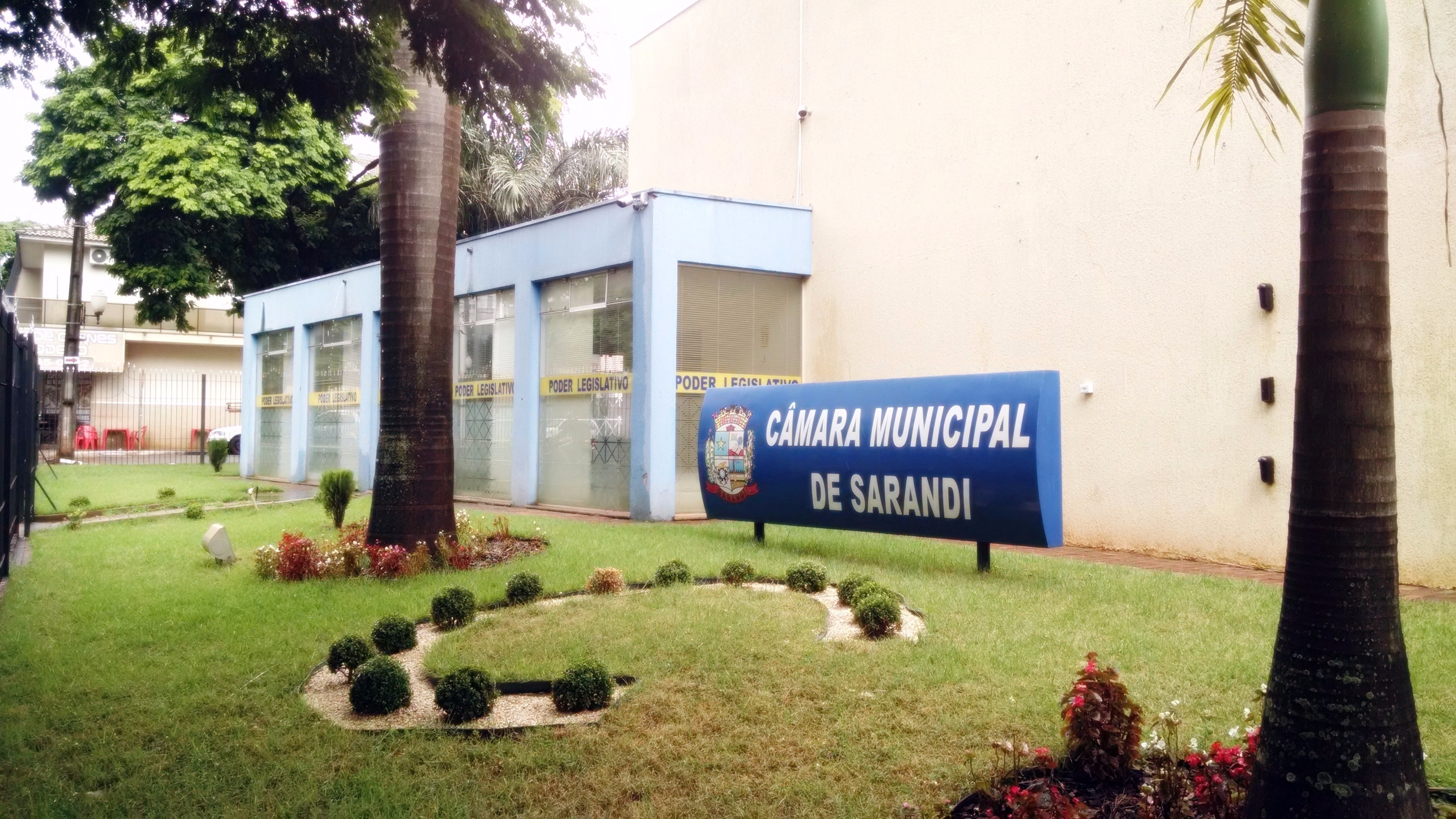 Câmara de Sarandi contrata auxiliar legislativo e advogado