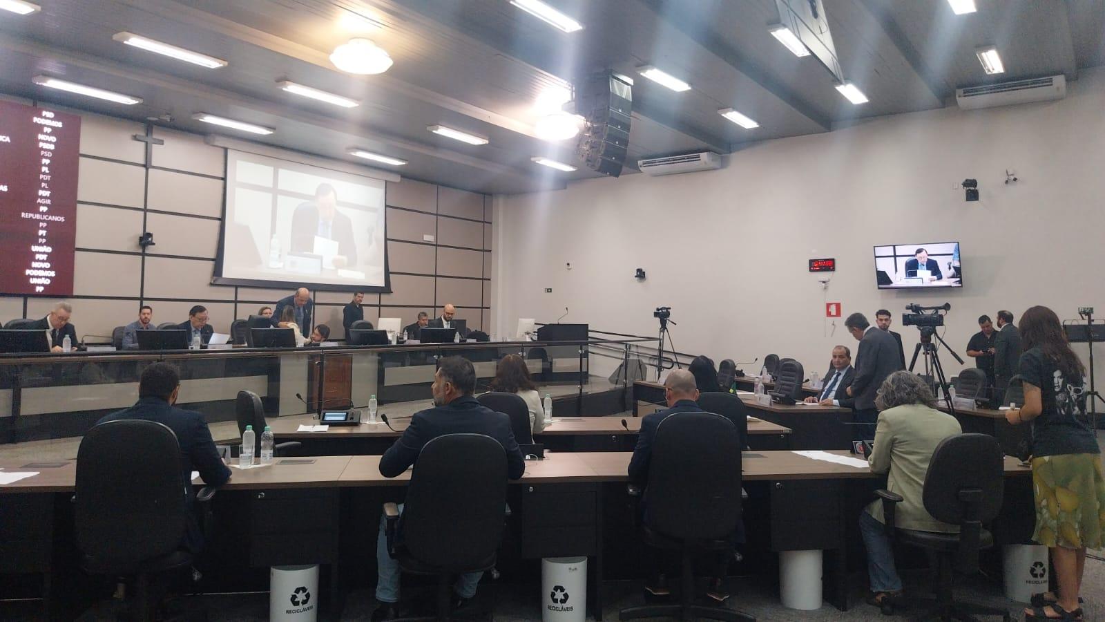 Câmara discute projeto que altera desconto do IPTU