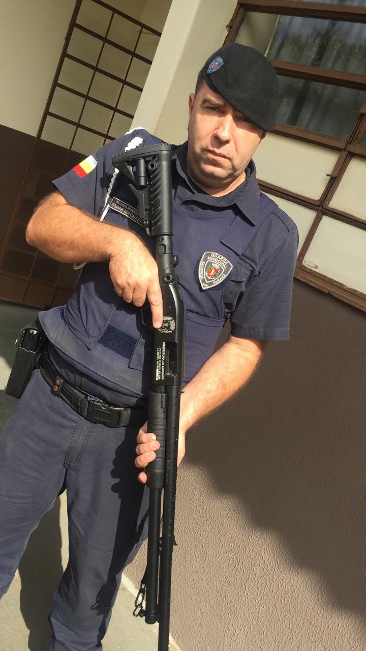 Chegaram as armas que serão utilizadas pela Guarda Municipal de Maringá em treinamento